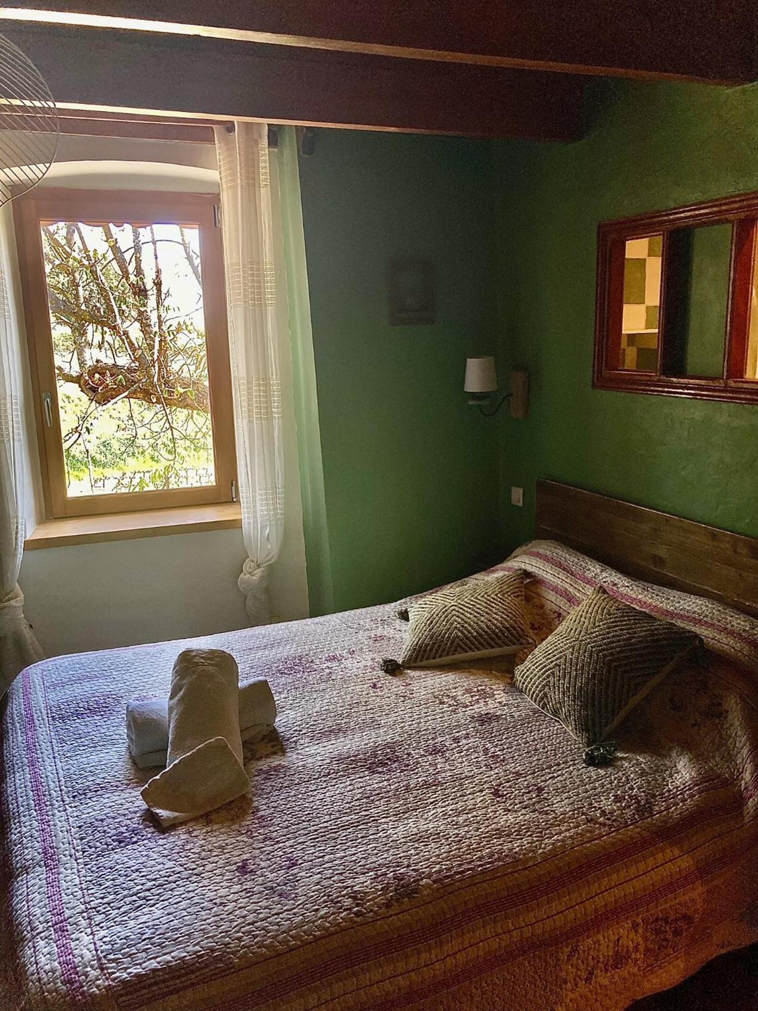 Domaine De Cousignac Bed & Breakfast Bourg-Saint-Andeol Exterior photo